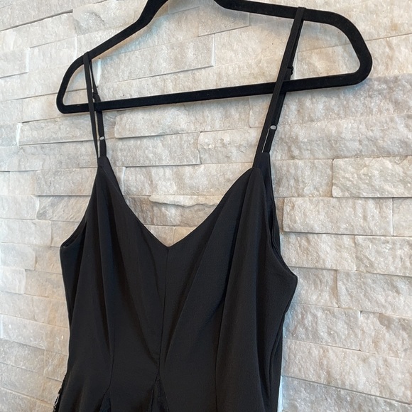 Black Spaghetti Strap Cami Dress with Handkerchief Lace Contrast Flare Dress - Picture 6 of 13